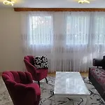 Private 4 Person House Private Garden Free Parking,3 Min Drive To Bascarsija, Old Town *