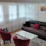 Private 4 Person House Private Garden Free Parking,3 Min Drive To Bascarsija, Old Town *