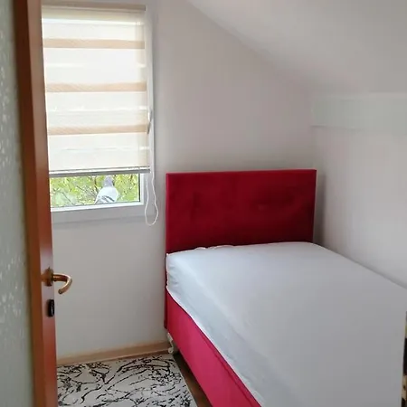 Garden House 公寓 塞拉耶佛