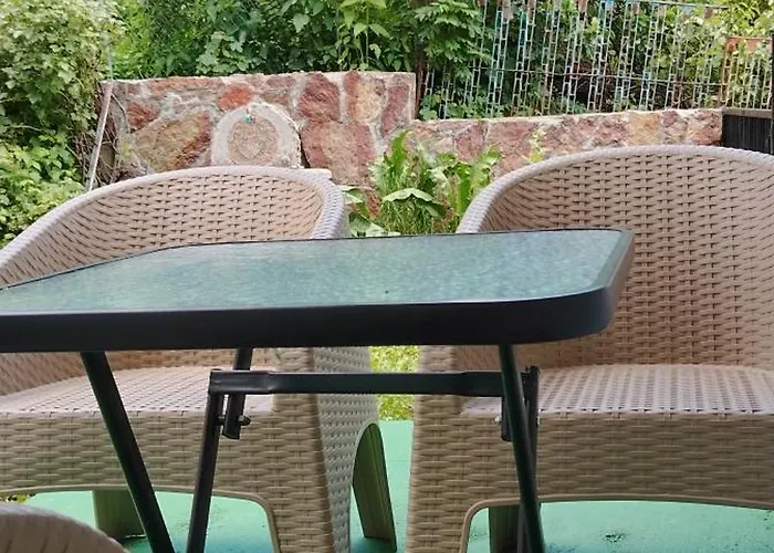 شقة Private 4 Person House Private Garden Free Parking,3 Min Drive To Bascarsija, Old Town سراييفو