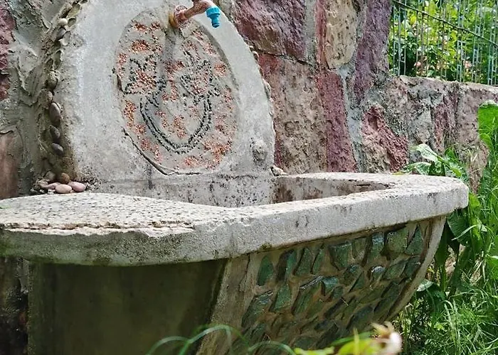 شقة Private 4 Person House Private Garden Free Parking,3 Min Drive To Bascarsija, Old Town *